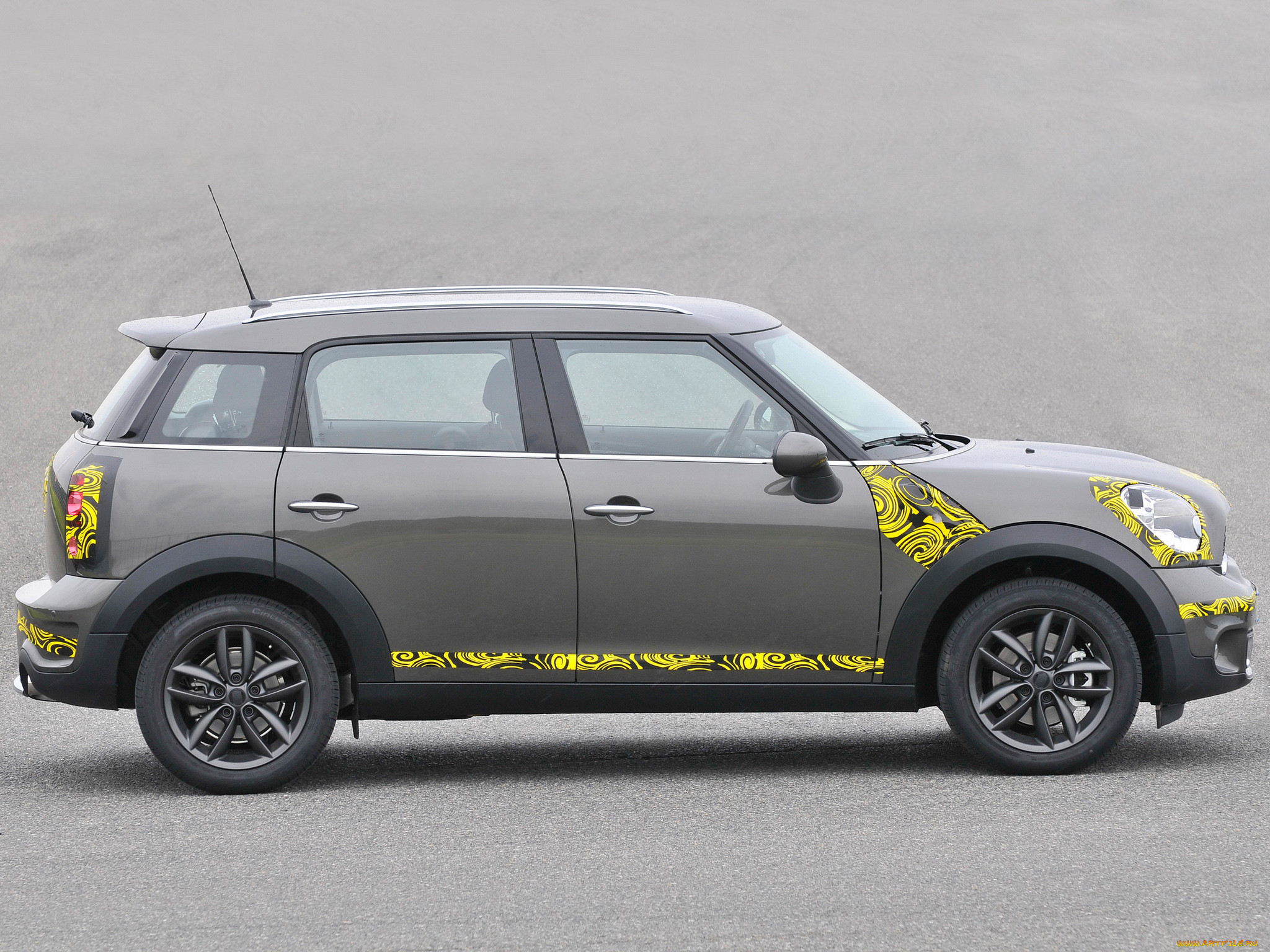 , mini